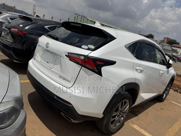 Lexus RX 200t 2WD 2017 White