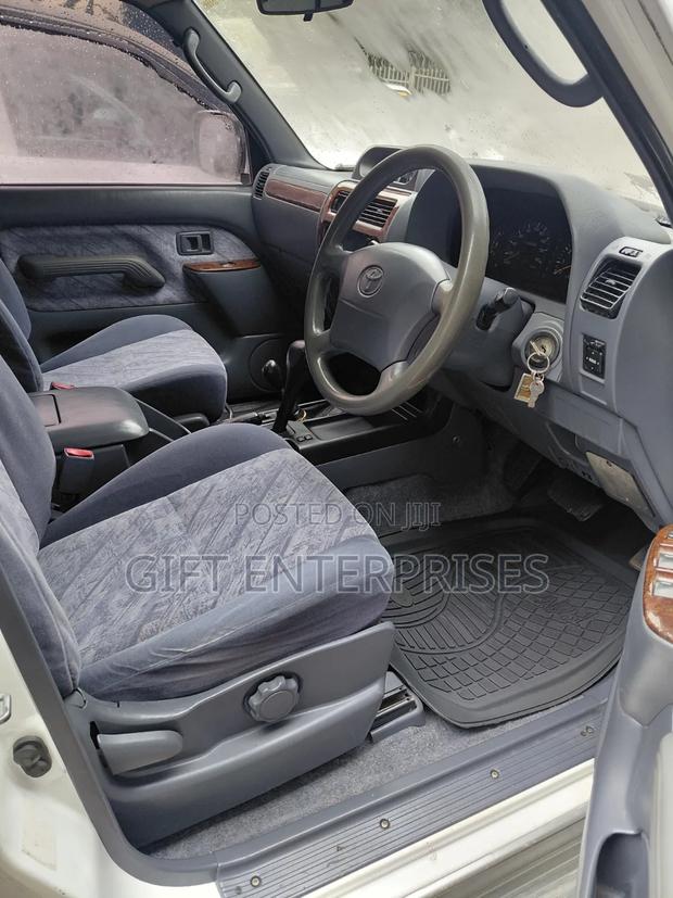 Toyota Land Cruiser Prado 2.7 5dr 2002 White