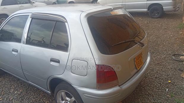 Toyota Starlet 1999 Silver