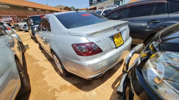 Toyota Mark X 2.5 AWD 2010 Silver