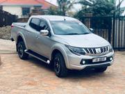 Mitsubishi L200 Double Cab 2.4 181hp 4WD 2016 Silver for sale