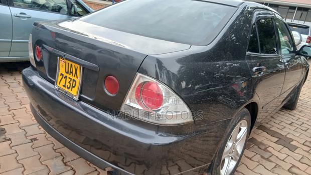Toyota Altezza 2004 Black