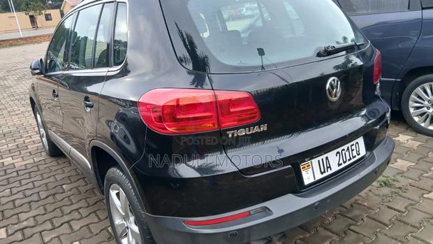 Volkswagen Tiguan 2013 Black