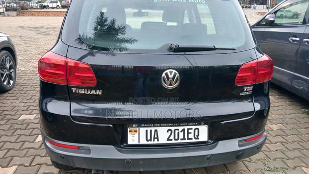Volkswagen Tiguan 2013 Black