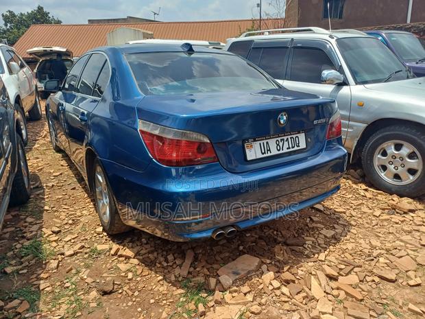 BMW 525i 2008 Blue
