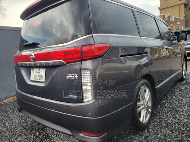 New Nissan Elgrand 2018 Gray
