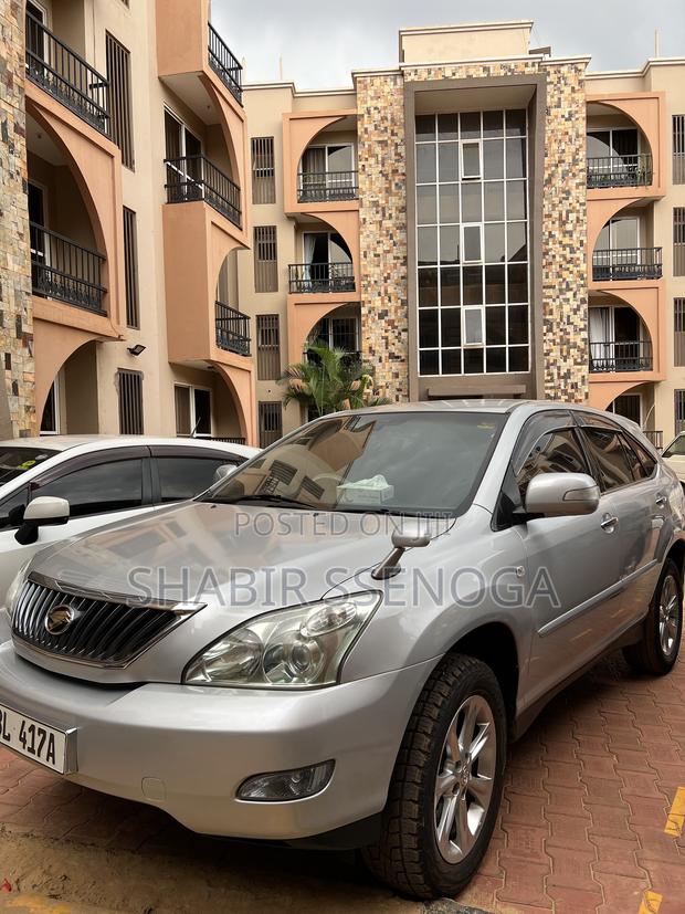 Toyota Harrier 2010 Silver