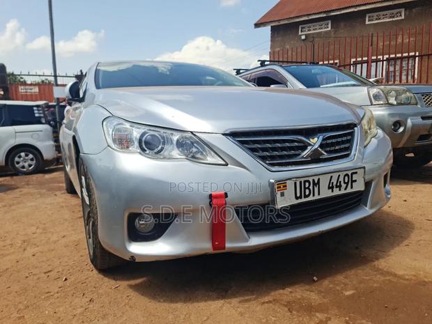 Toyota Mark X 2.5 AWD 2010 Silver