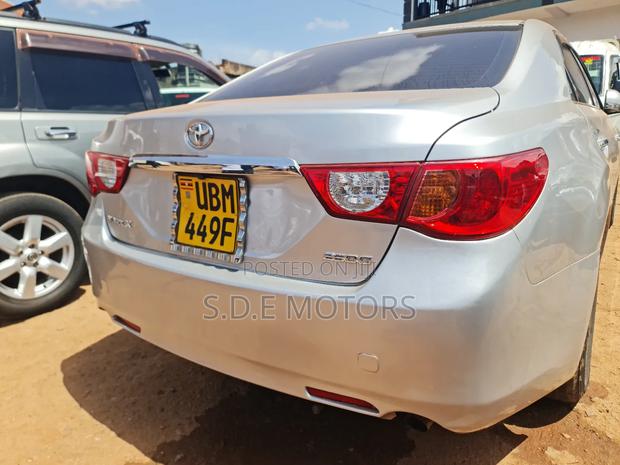 Toyota Mark X 2.5 AWD 2010 Silver