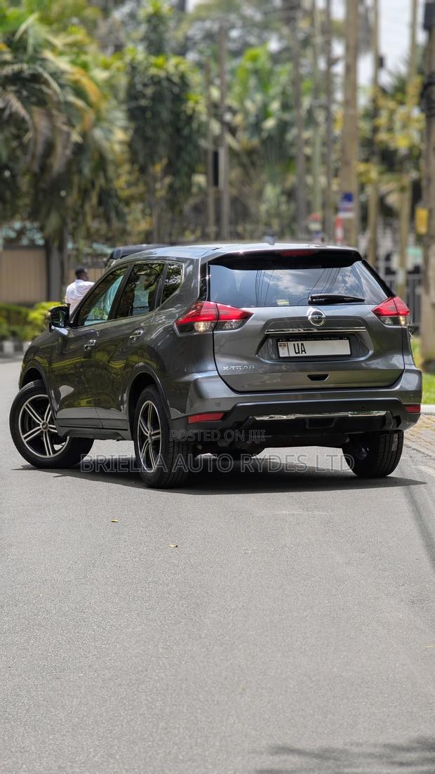 Nissan X-Trail 2018 Gray