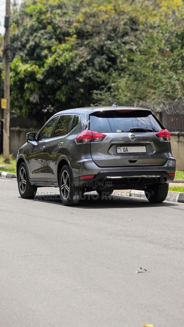 Nissan X-Trail 2018 Gray