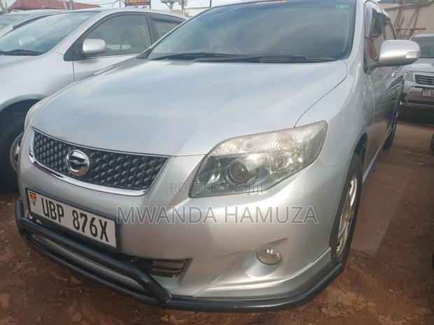 Toyota Corolla Fielder 2011 Silver
