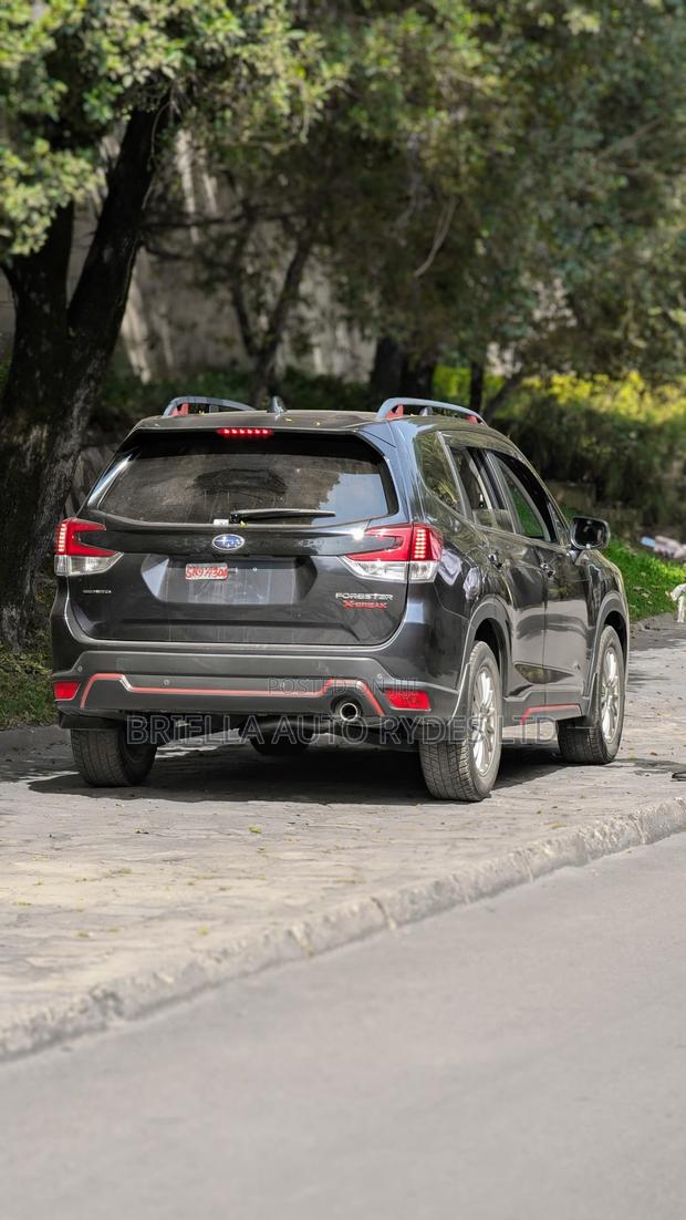 Subaru Forester 2019 Black