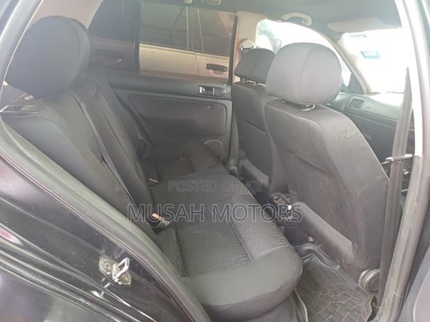 Volkswagen Golf 2.0 GL 5-Door 2003 Black