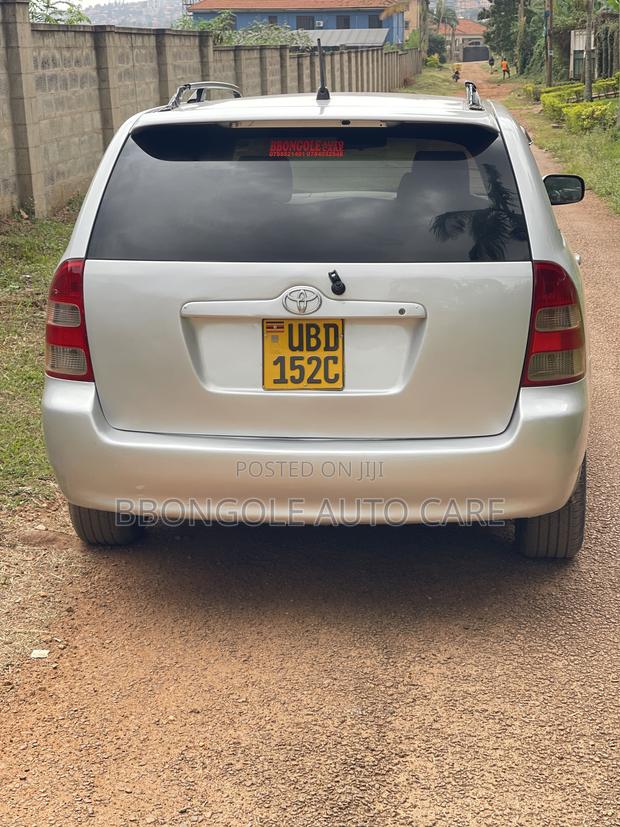Toyota Corolla Fielder 2002 Silver