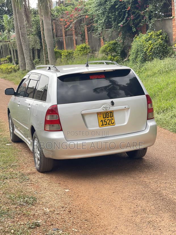 Toyota Corolla Fielder 2002 Silver