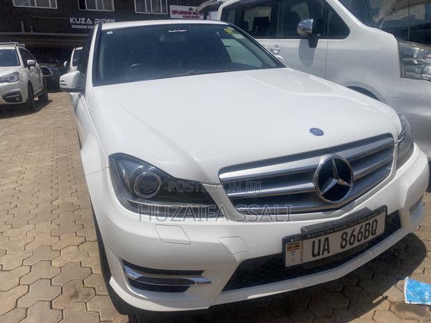 Mercedes-Benz C180 2020 White