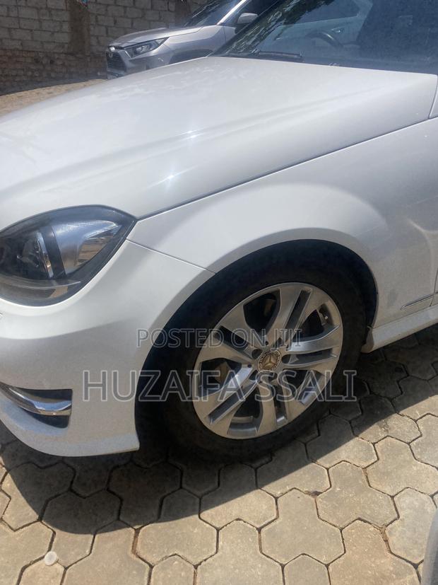 Mercedes-Benz C180 2020 White