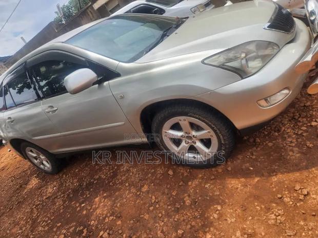 Toyota Harrier 3.0 V6 2005 Silver