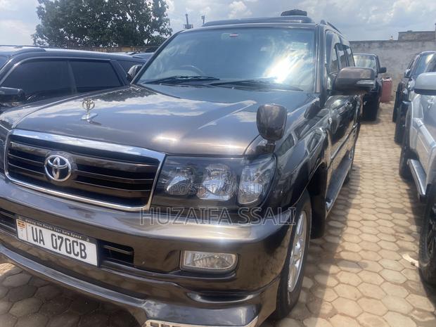 Toyota Land Cruiser Prado 2010 Gray