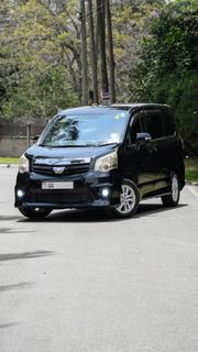 Toyota Noah 2012 Black for sale