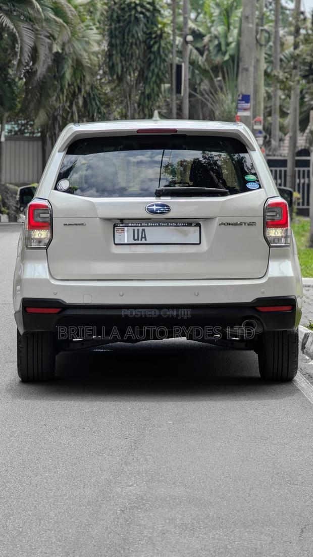 Subaru Forester 2017 Off white
