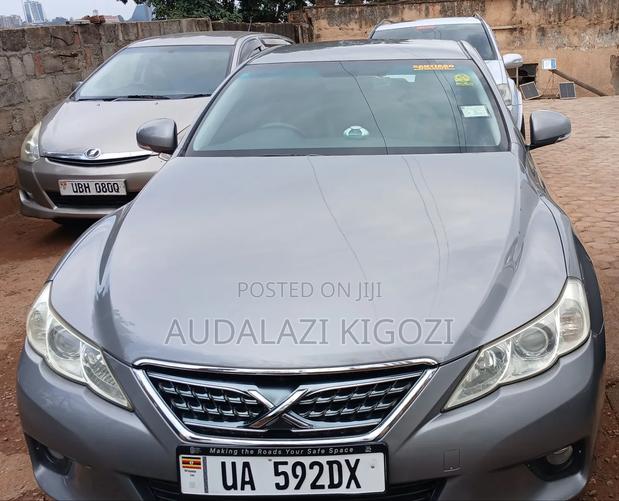 Toyota Mark X 2011 Silver