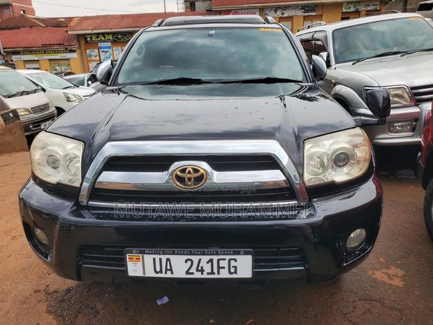 Toyota Hilux Surf 2009 Black