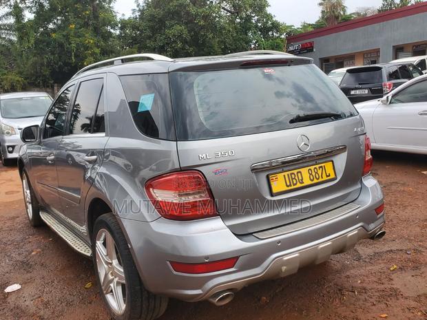 Mercedes-Benz M Class 2010 Gray
