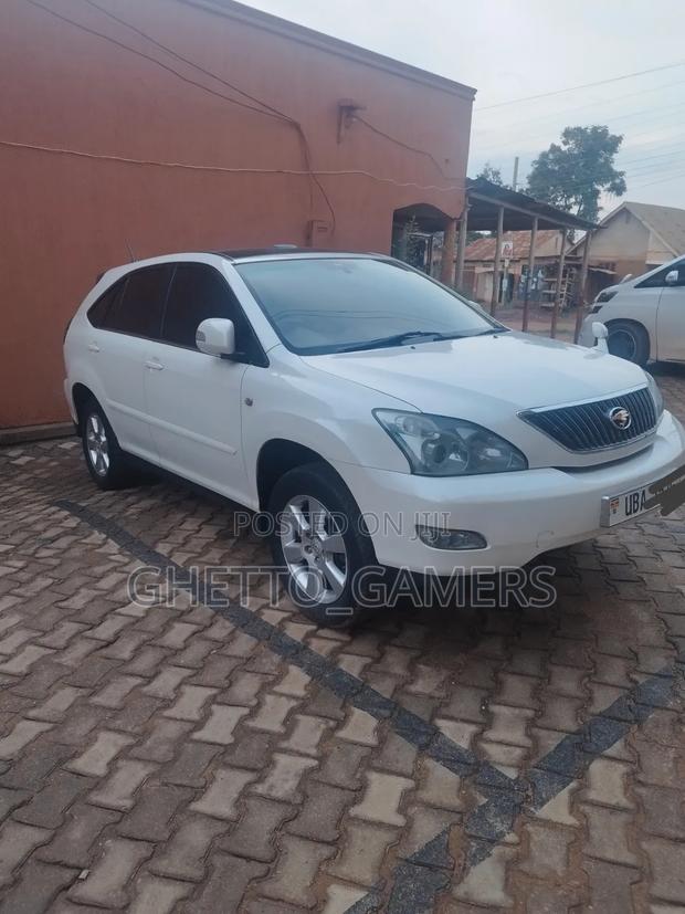 Toyota Harrier 2.4 2008 White
