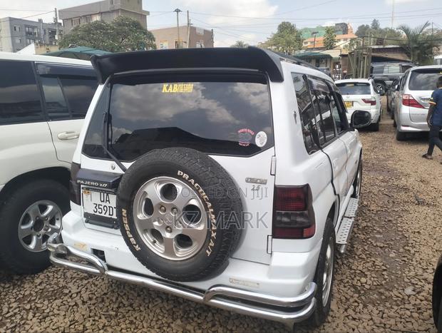 Mitsubishi Pajero IO 2002 White