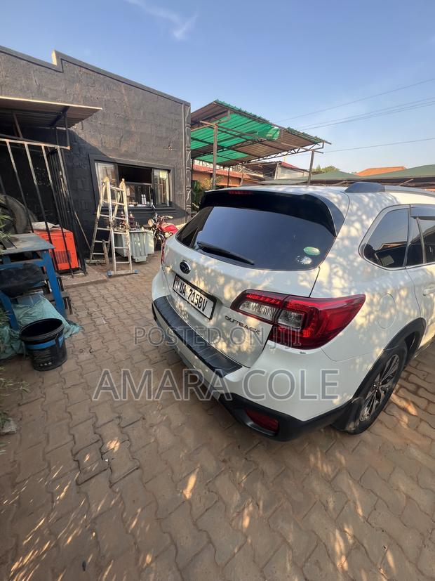 Subaru Outback 2015 White
