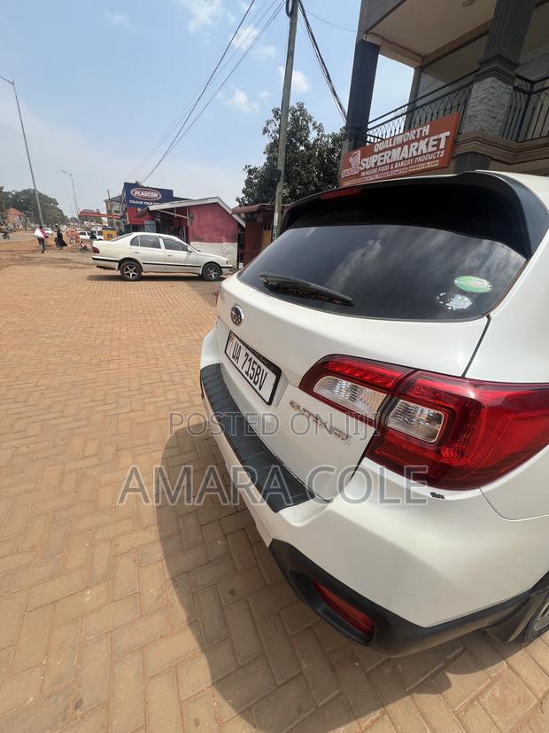 Subaru Outback 2015 White