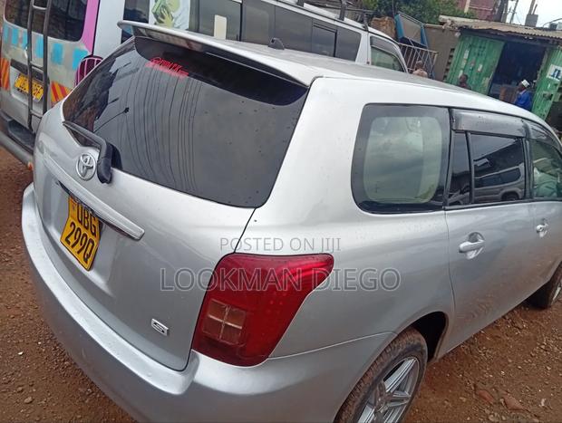 Toyota Corolla Fielder 2008 Silver