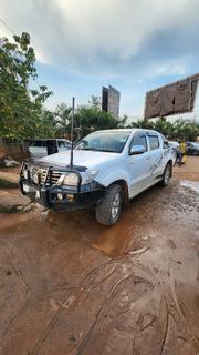 Toyota Hilux 3.0 D-4D 4x4 2014 Silver for sale