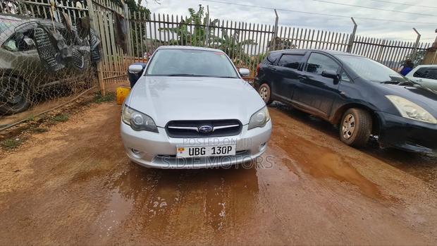 Subaru Legacy 2.0 2007 Silver