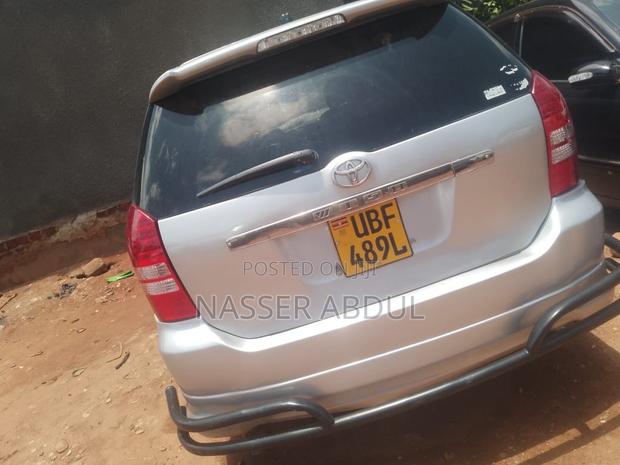 Toyota Wish 2007 Gray