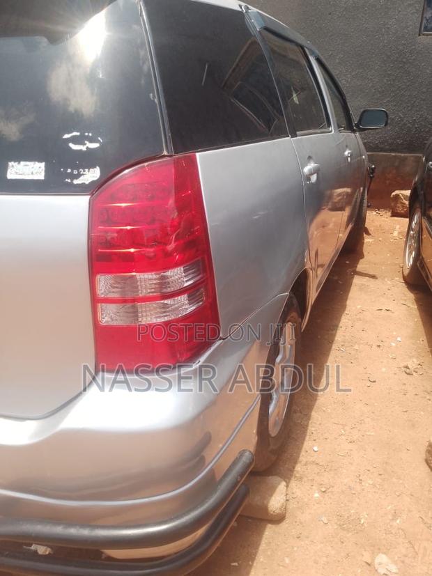 Toyota Wish 2007 Gray