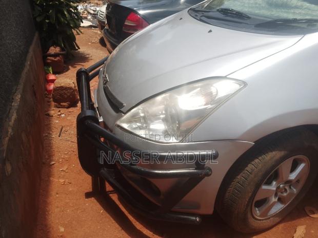 Toyota Wish 2007 Gray