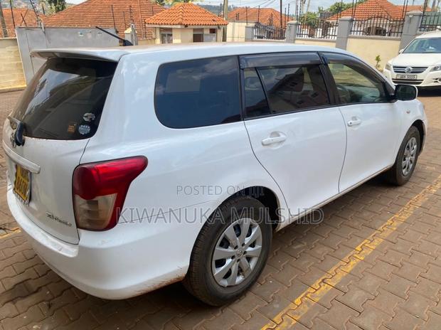 Toyota Corolla Fielder 2010 White