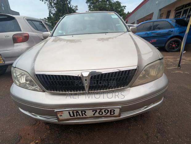 Toyota Vista 2002 Silver