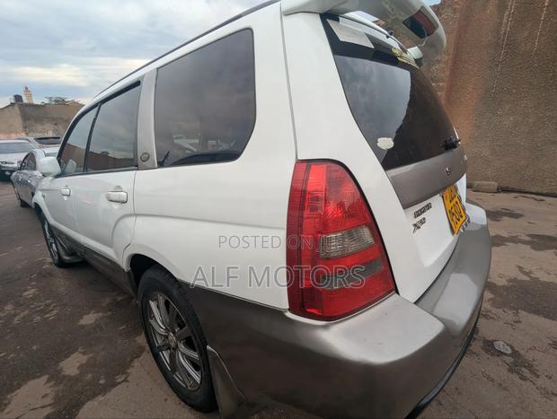 Subaru Forester 2005 White