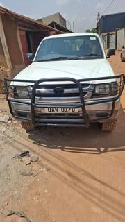 Toyota Hilux 1996 White for sale
