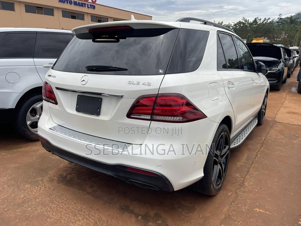 Mercedes-Benz GLE-Class 2017 White