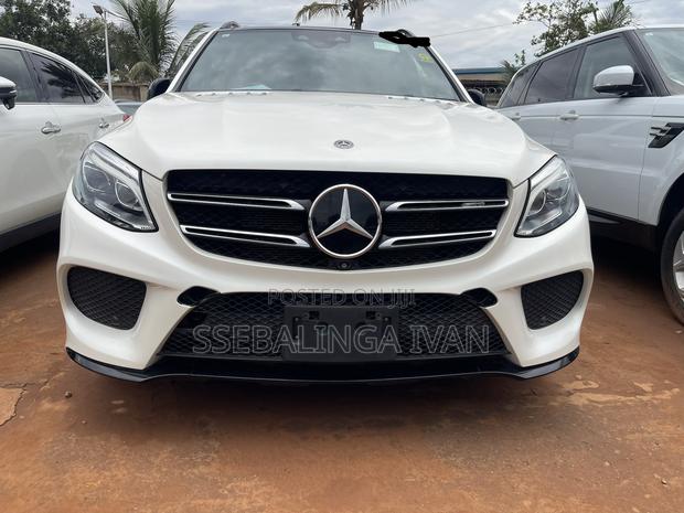 Mercedes-Benz GLE-Class 2017 White