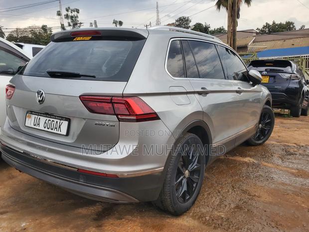 Volkswagen Tiguan 2016 Silver