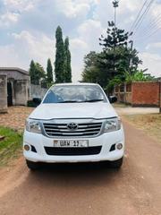 Toyota Hilux 2014 White for sale