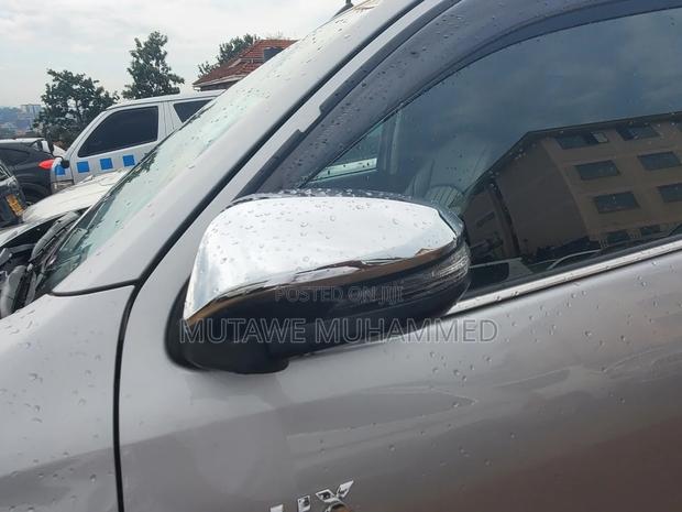 Toyota Hilux 2020 Silver