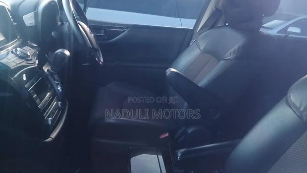 Nissan Elgrand 2015