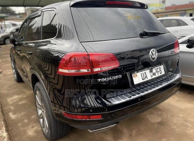 Volkswagen Touareg 2014 Black
